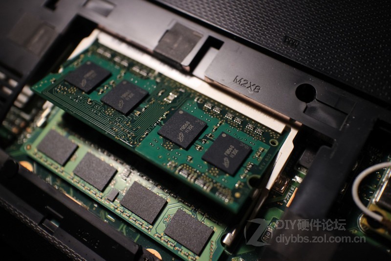 想加个内存条,华硕f8vseries,配置:cpu t6400,内存1g硬盘320g,显卡